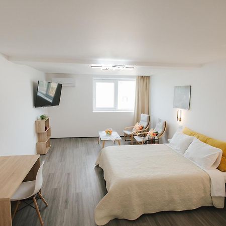 Spacious Seaside Apartment A - Faraway اجوا المظهر الخارجي الصورة